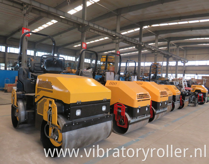 vibration road compactor